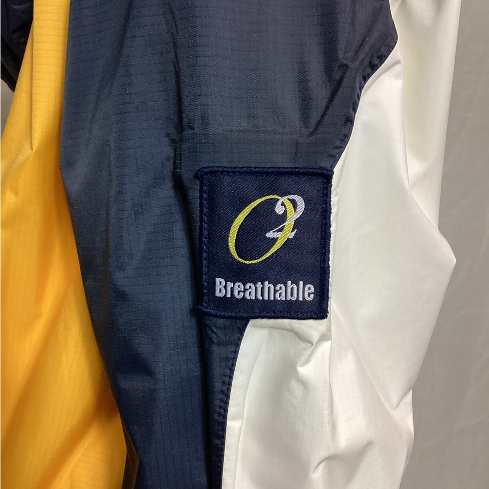 Gill O2 breathable sailing jacket; Size: small - Picture 5 of 16